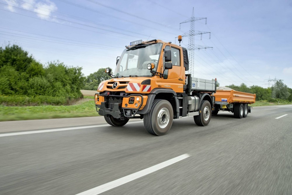 unimog-u323-2016-02.jpg