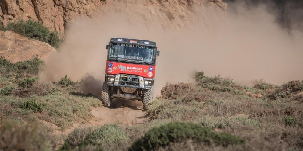 Renault_Trucks_MKR_Libya_Rally_K520_4.jpg