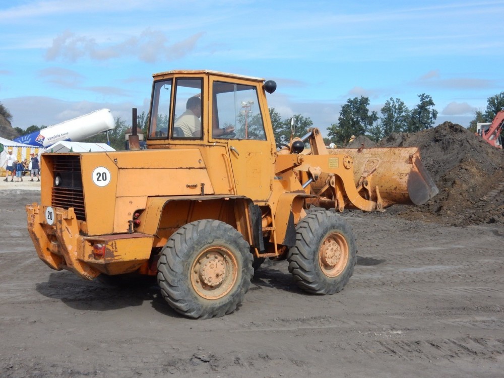 983 caterpillar d9 caterpillar cingolati 57cf3905f1e5a_B6Brunssum04092016003.thumb.jpg.12f5f96c1a75b3f71e1783fc12d9f6b2