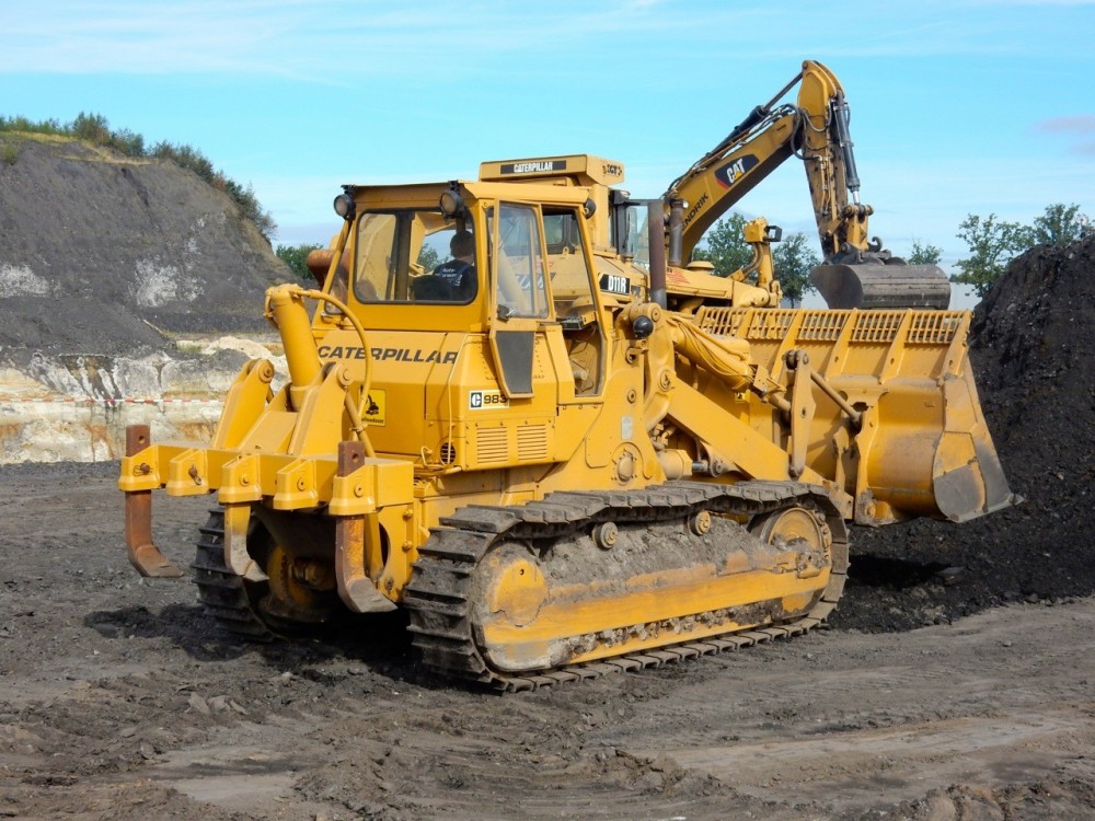 983 caterpillar d9 caterpillar cingolati 57d0632e82309_Cat98304092016004.thumb.jpg.582179d59b69c4ca1cf090f988afec77