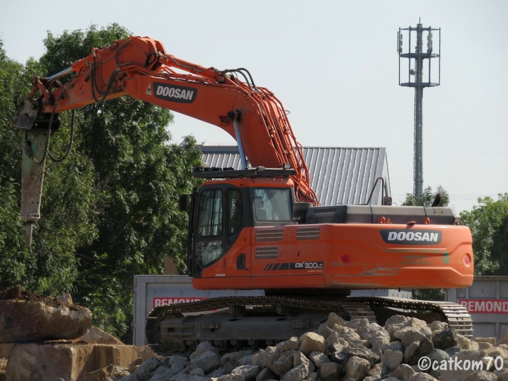 Doosan 1.jpg