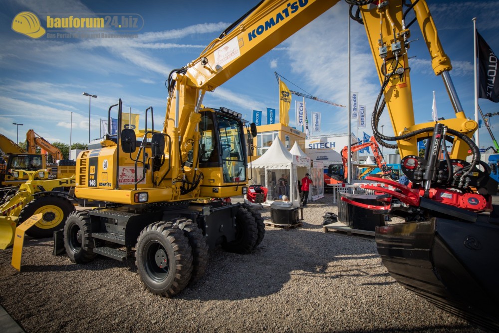 Komatsu_PW148.jpg