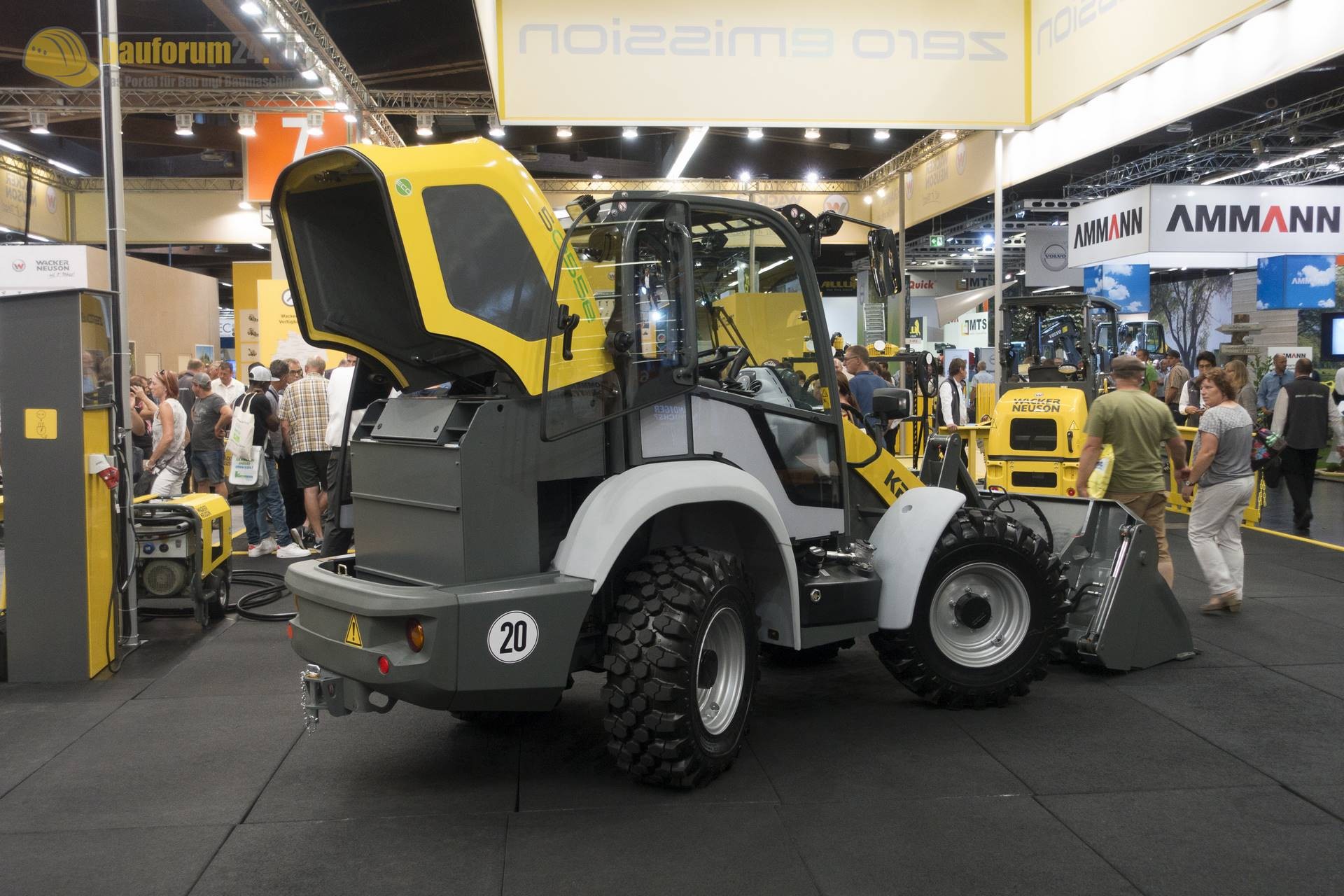 Fotostrecke: GaLaBau 2016 - Seite 3 - Fotostrecken - Baumaschinen & Bau