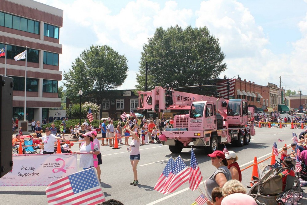 Pink Crane at Work_1920.jpg