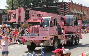Mehr Informationen zu "Ganz in Pink der Terex T340-1 LKW-Kran"
