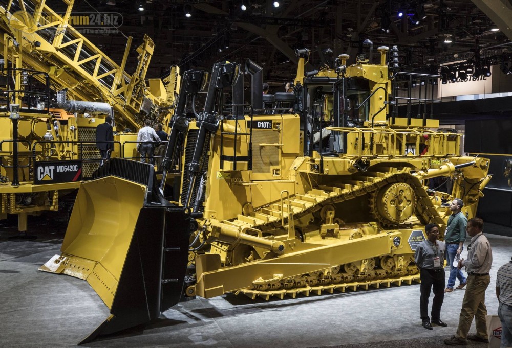 caterpillar-d10t-minexpo2016-bauforum24-101.jpg