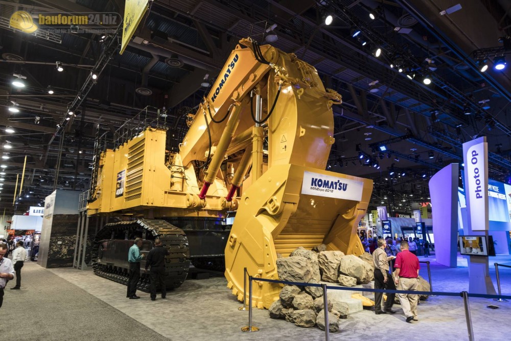 komatsu-pc4000-minexpo2016-bauforum24-42.jpg