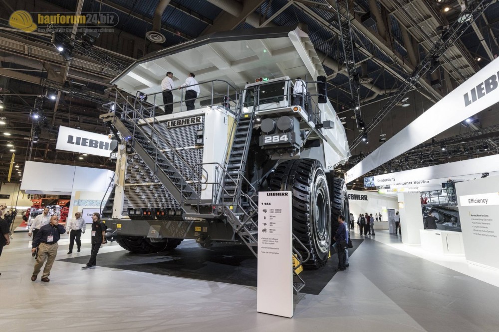 liebherr-t284-minexpo2016-bauforum24-30.jpg