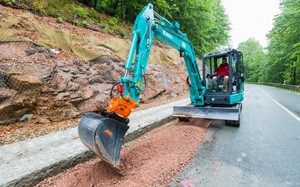 Mehr Informationen zu "Kobelco Minibagger SK55SRX-6"