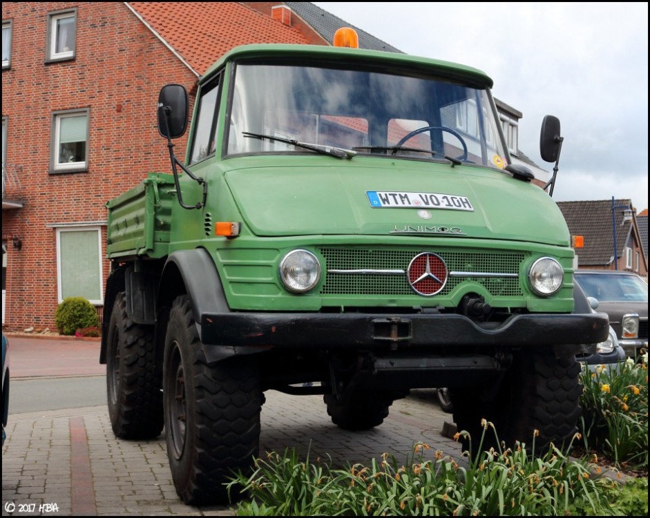 OS2017_Unimog.thumb.jpg.cb8e484715a2dc058ffb74956194643f.jpg