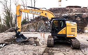 Mehr Informationen zu "Neuer Raupenbagger Case CX245D SR"