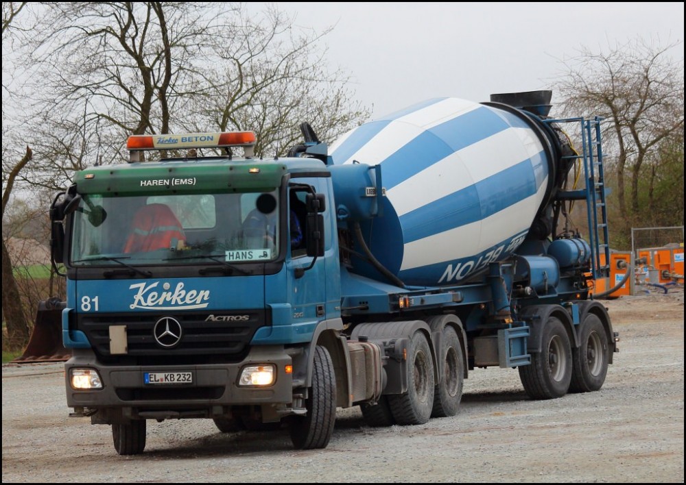 Actros2641_Liebherr_HTM1004.thumb.jpg.96303cb5ac1f0899272ffa5b01afe5f1.jpg