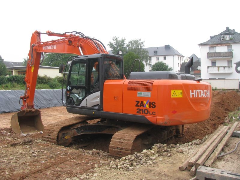 zaxis 210 lc -5.jpg