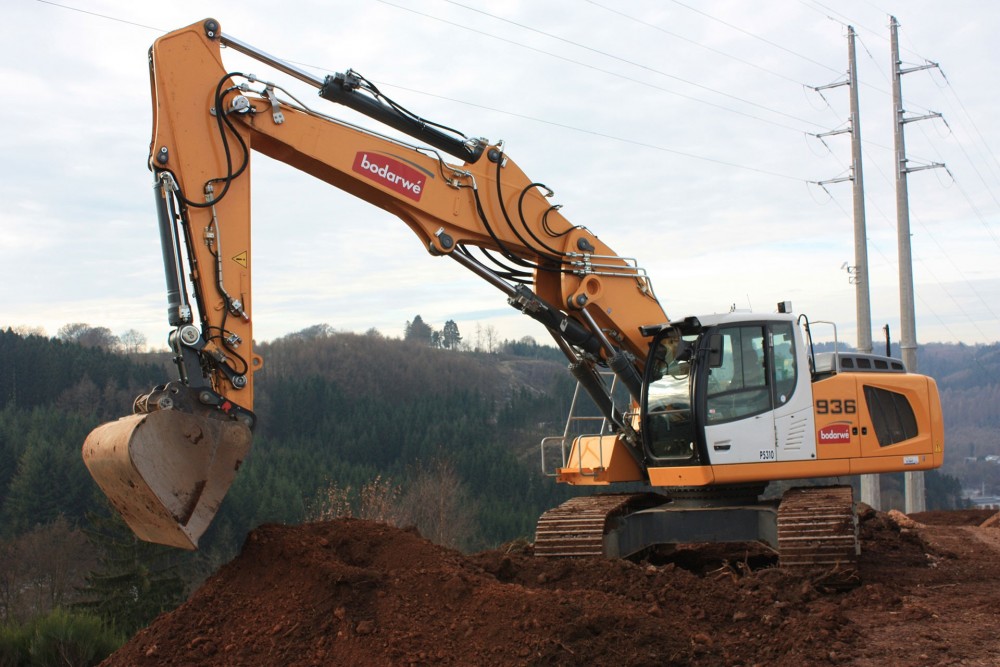 liebherr-crawler-excavator-r-936-bodarwe-3-300dpi.jpg