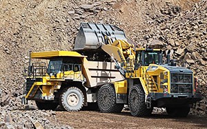 Mehr Informationen zu "Komatsu WA470, WA600 und HD405-7"