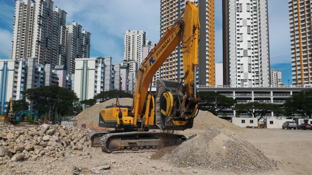 MB Crusher in Singapur