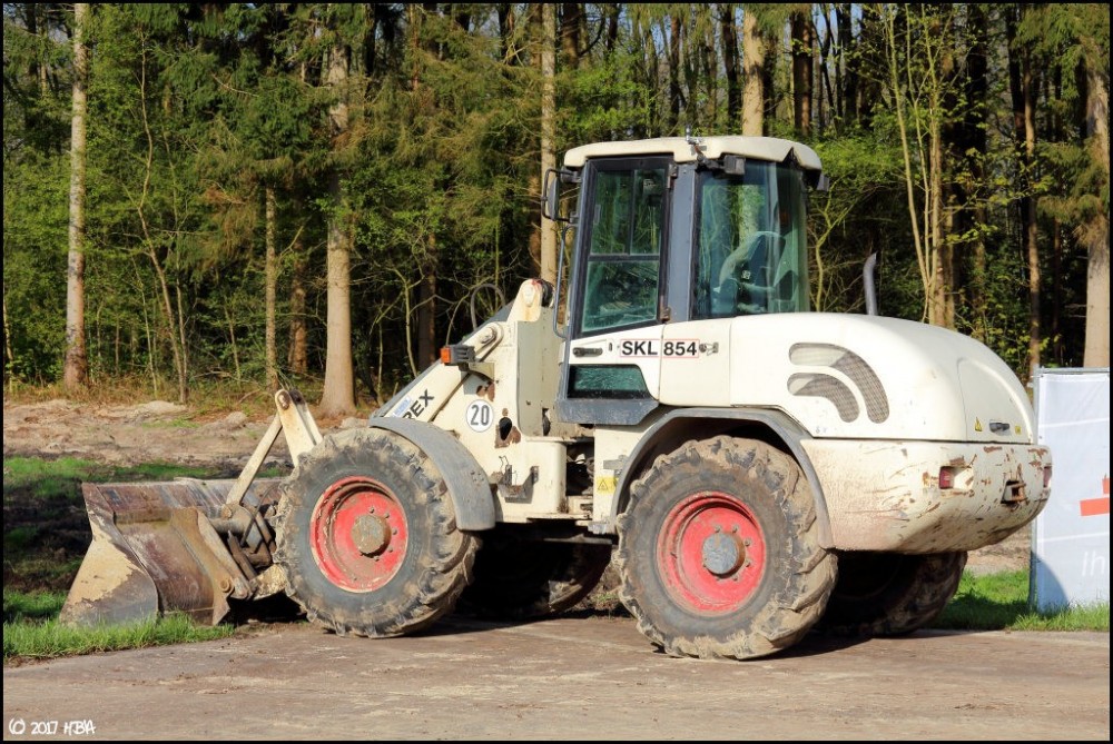 Terex_SKL854.thumb.jpg.25d309a4d45f743be0348db8d4f919fa.jpg