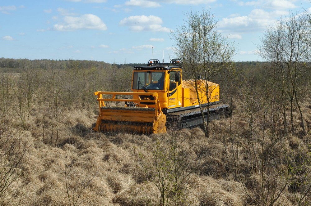 Bergmann Dumper 4005 als Mulchraupe zum ferngesteuerten Einsatz