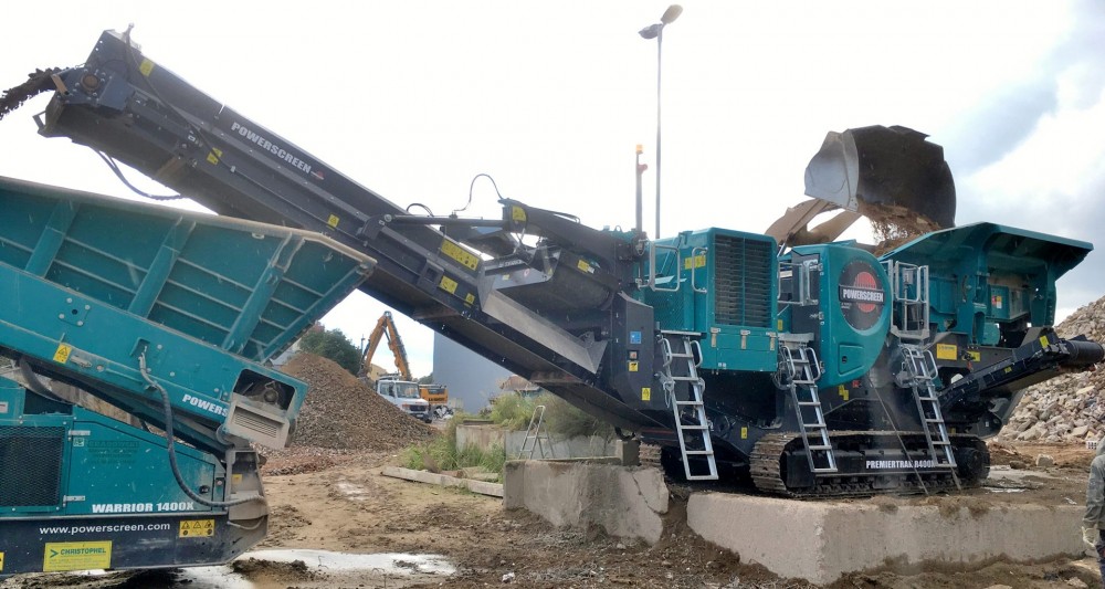 Powerscreen Premiertrak R400X Backenbrecher