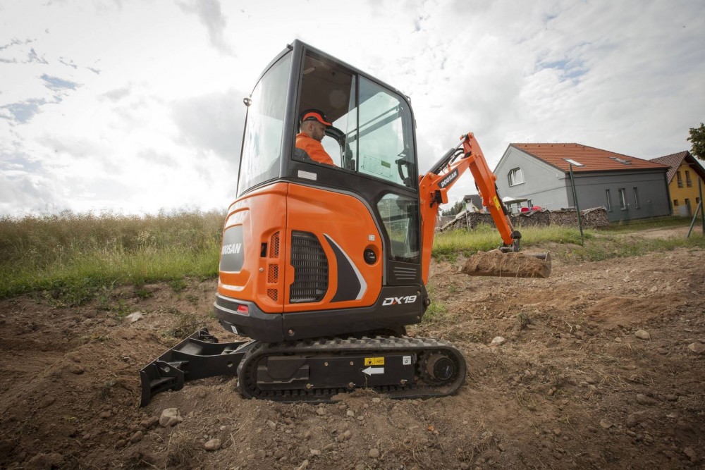 Doosan DX19 Kompaktbagger