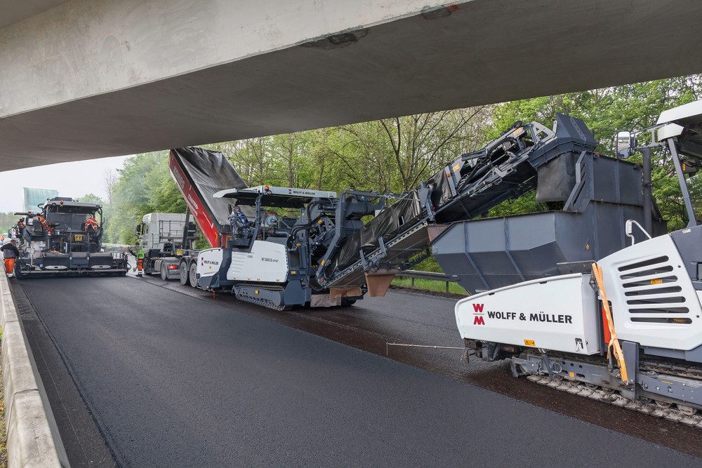 Vögele MT 3000-2i Offset beschicken die SUPER Fertiger