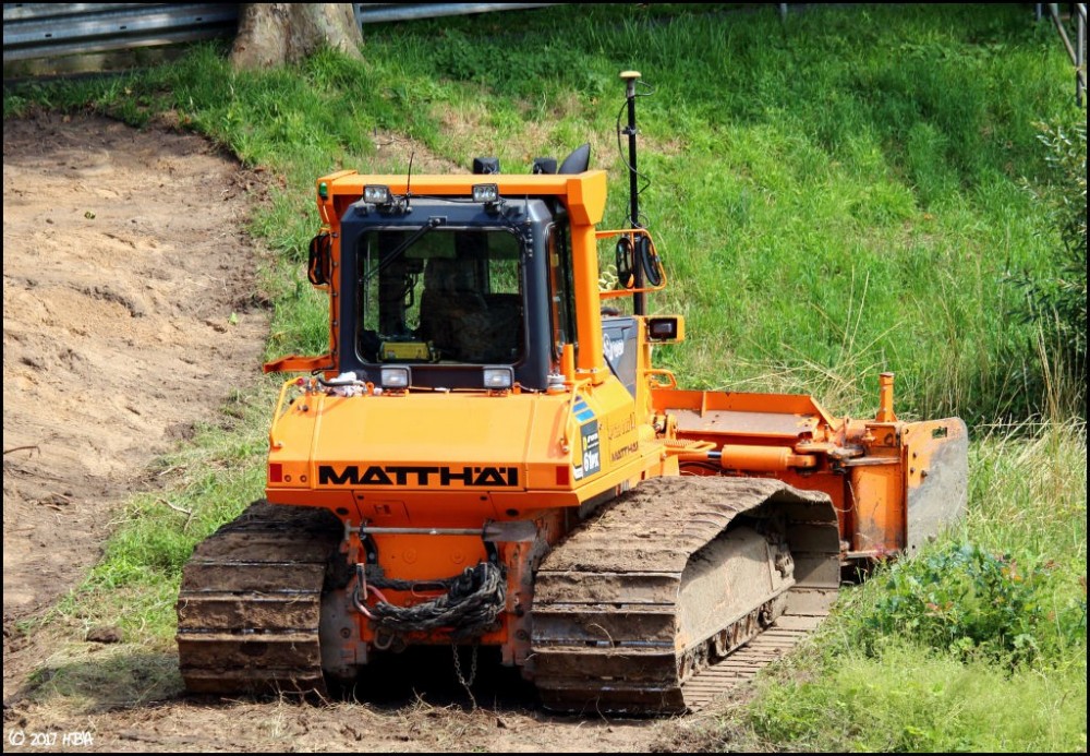 5a78243f0e25a_Komatsu_D61PX_Topcon_Matthi.thumb.jpg.9b4a31951d623fa39718644ec73f85a6.jpg