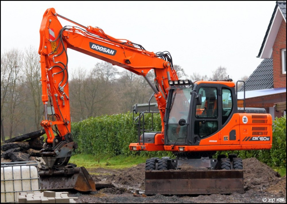 Doosan_DX160W_ASD.thumb.jpg.a99c09bd1d97909aebfe1b6a27109c79.jpg