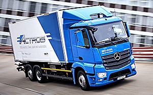 Mehr Informationen zu "Mercedes eActros 2018 im Kundeneinsatz"