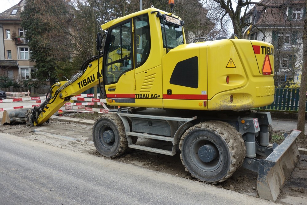 Liebherr A 918 compact Nr.1 (1).JPG