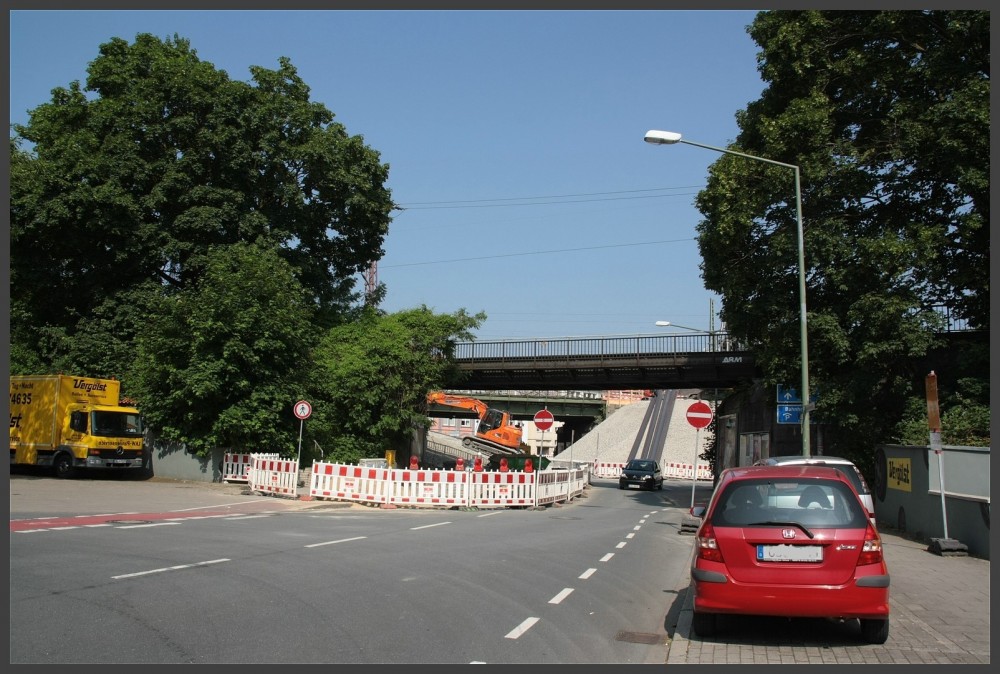 382643680_BahnbrckeKlntrupstrae20.Mai2018(1).thumb.jpg.6127d3209afa48e39727ce4b858d87a4.jpg