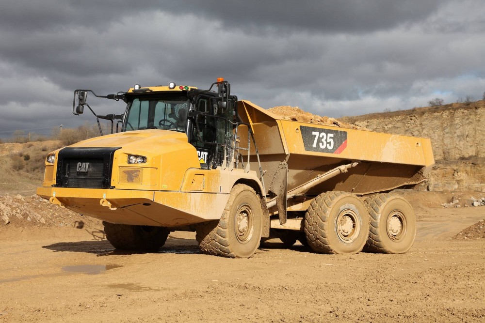 Cat 735 Dumper