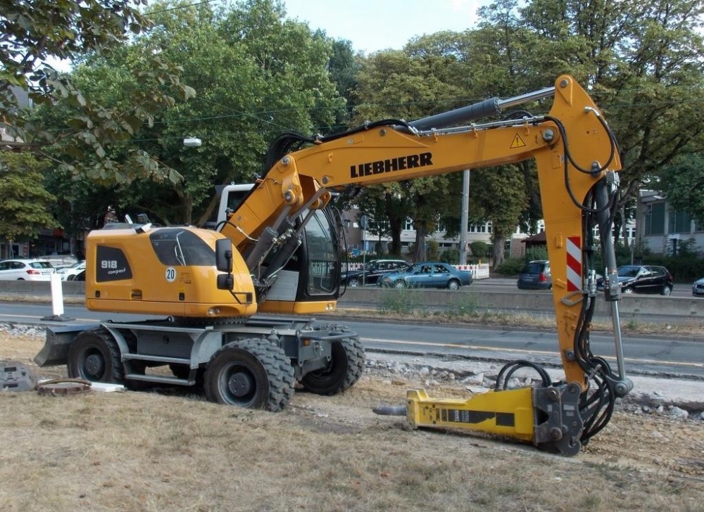 Liebherr1.thumb.jpg.b793cf8b2f8c7ea1c9d6b71dc681b9b8.jpg