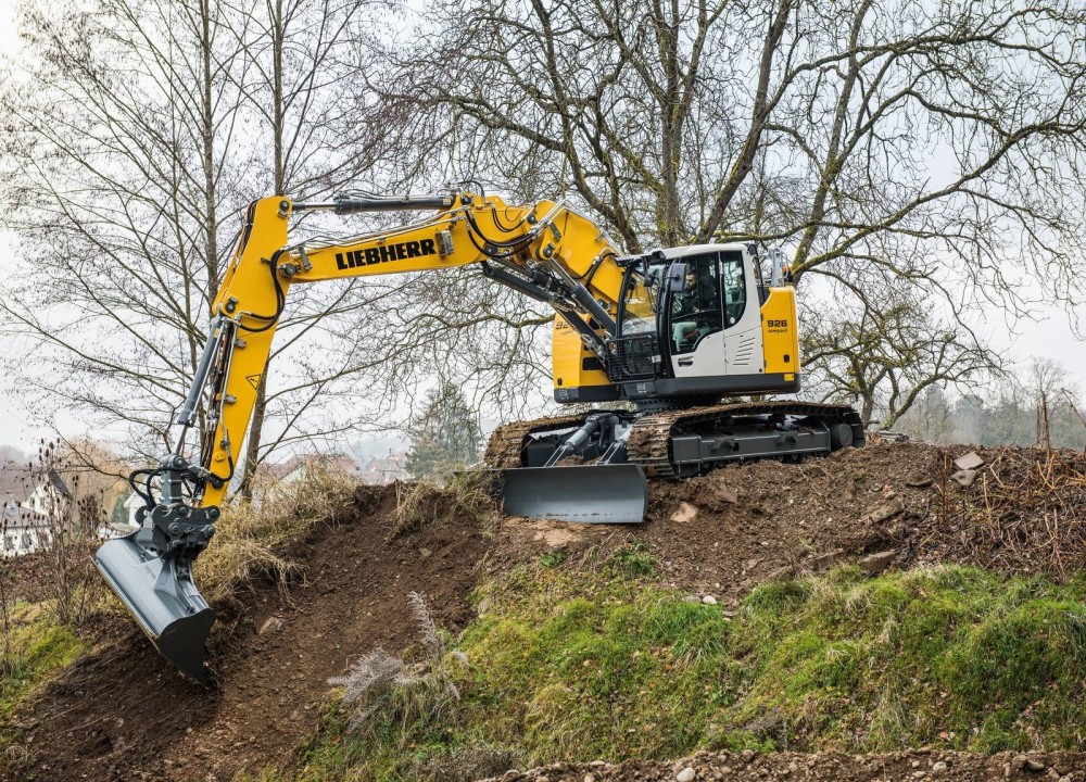 Der neue Liebherr R 926 Compact Stufe IV