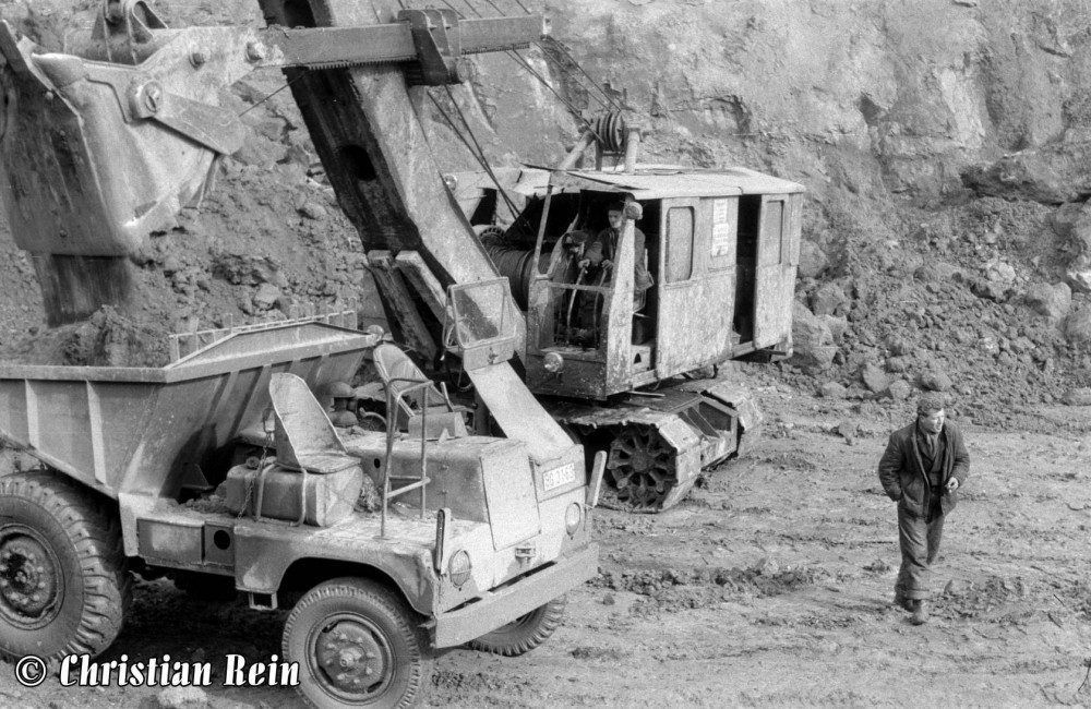 h-sw-034-11-Film2-Dumper DR50 mit NOBAS UB160 Kochenfeld Frühjahr 1963-24.jpg