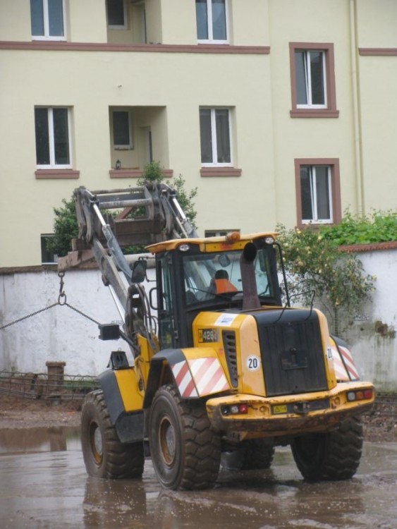 jcb 428.jpg