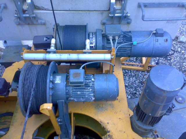1800716424_42k10031.jpg.35fe711664b3704a424ded2a3f9679d7.jpg