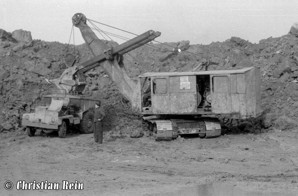 h-sw-034-11-Film2-Dumper DR50 mit NOBAS UB160 Kochenfeld Frühjahr 1963-04.jpg