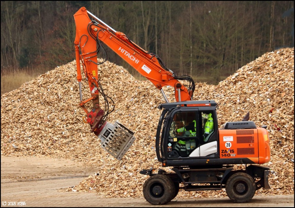 Hitachi_Zaxis_140W_Nordhafen.thumb.jpg.a8468eef8e0dff5b5983016bd72acc80.jpg