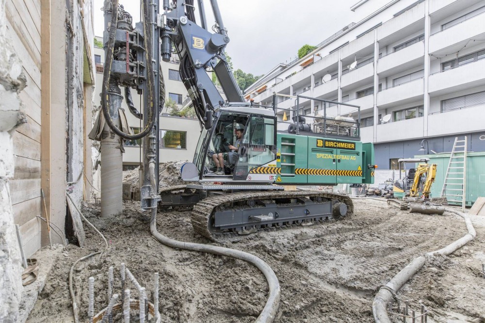 Liebherr Ramm- und Bohrgerät LRB 16