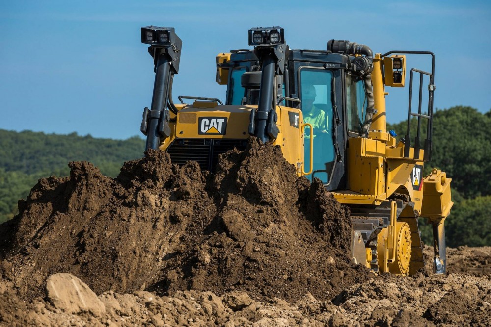 Der neue Cat Kettendozer D8T mit rund 40 Tonnen Einsatzgewicht