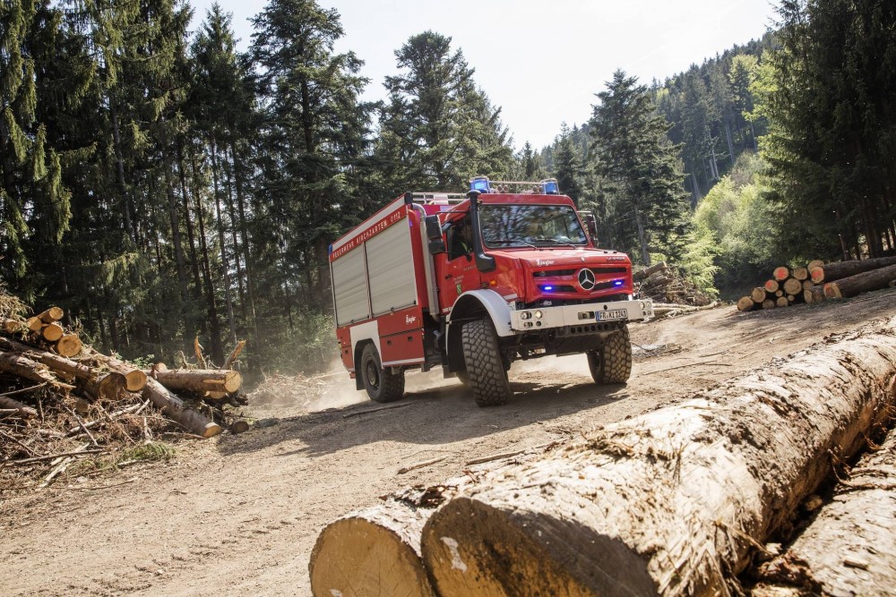 unimog-u5023-2.jpg