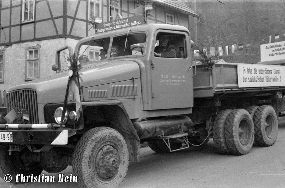 H-sw-Landschaft5-Film2-1.Mai mit LKW G5(Horst Schwab) Anfang der 60er Jahre-04.jpg