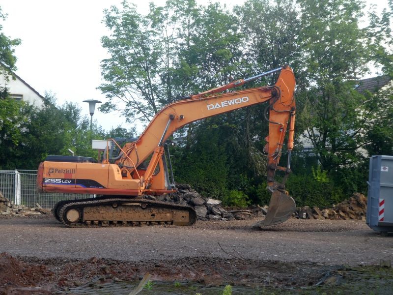 doosan daewoo  marchio 255.jpg.aee064b43653ce258cf987d9451aa755