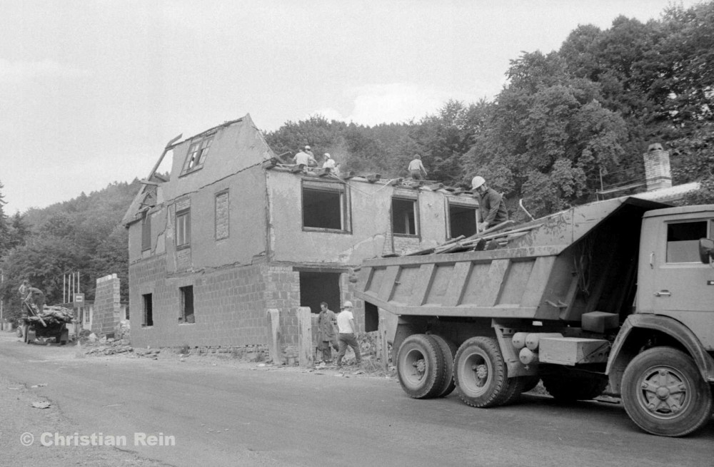 H-sw-10266-3-Hausabriss Brotteroderstraße 32 Kuni Messerschmidt August 1988-53.jpg