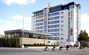 Mehr Informationen zu "HKL: Stylische Raumlösung"