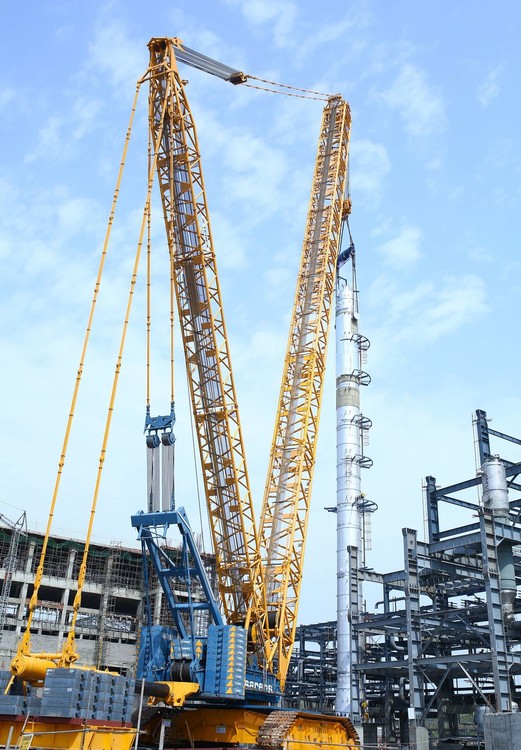 Demag CC 8800-1 Sarens India (1920).jpg