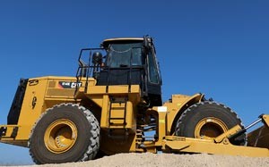 Mehr Informationen zu "Neuer Cat Raddozer 814K"