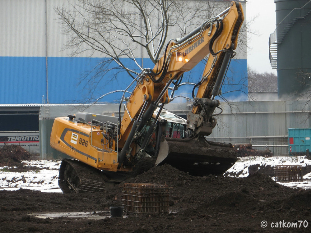 262682768_Liebherr2.thumb.jpg.f585b09f7ab5654498580ef16d9058c1.jpg