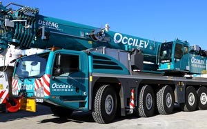 Mehr Informationen zu "Demag AC 220-5 All-Terrain-Kran"