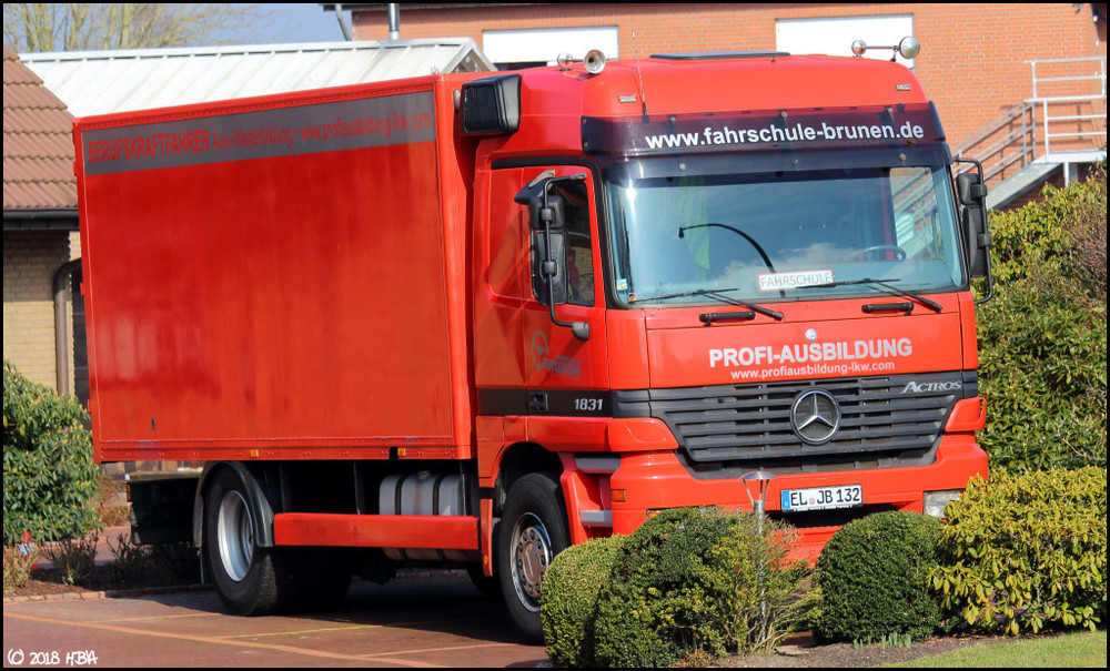 Mercedes_Actros1831_Fahrschule.thumb.jpg.e70d00a5b7bebef2ac441dbea14db000.jpg